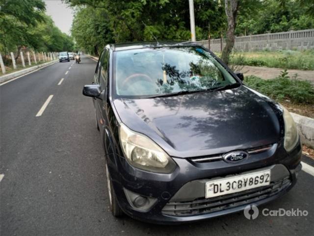 https://stimg2.cardekho.com/images/usedcarimages/large/2-2023/3619121/IMG-20220630-WA0005.jpg?imwidth=6400