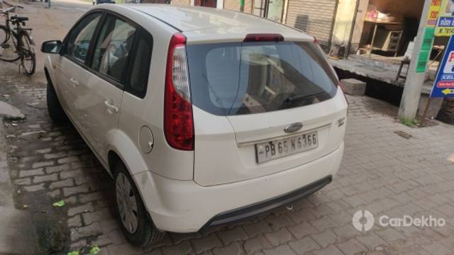 https://stimg2.cardekho.com/images/usedcarimages/large/2-2023/3619873/IMG-20230219-WA0002.jpg?imwidth=6400