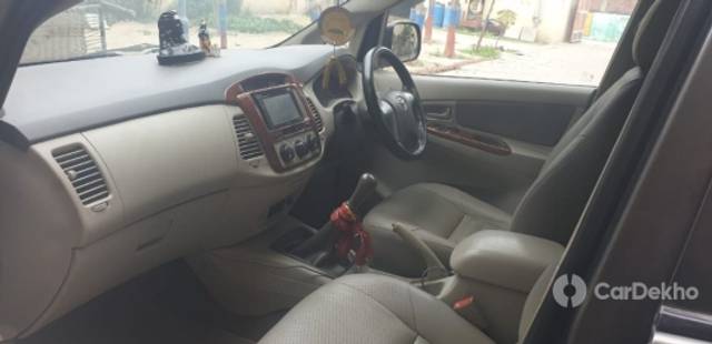 https://stimg2.cardekho.com/images/usedcarimages/large/2-2023/3622167/IMG-20230221-WA0001.jpg?imwidth=6401