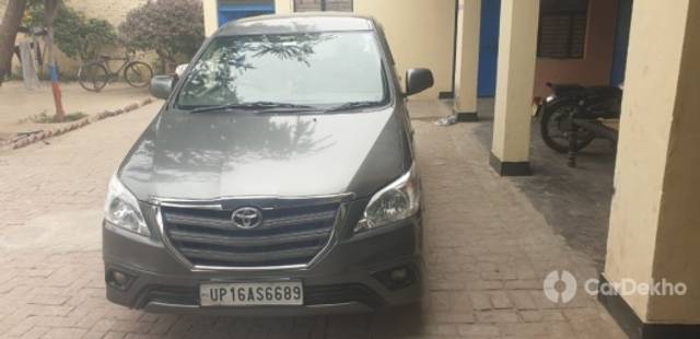 https://stimg2.cardekho.com/images/usedcarimages/large/2-2023/3622167/IMG-20230221-WA0002.jpg?imwidth=6400