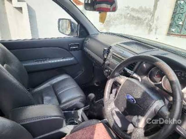 https://stimg2.cardekho.com/images/usedcarimages/large/2-2023/3623326/20230222_1508345.jpg?imwidth=6400