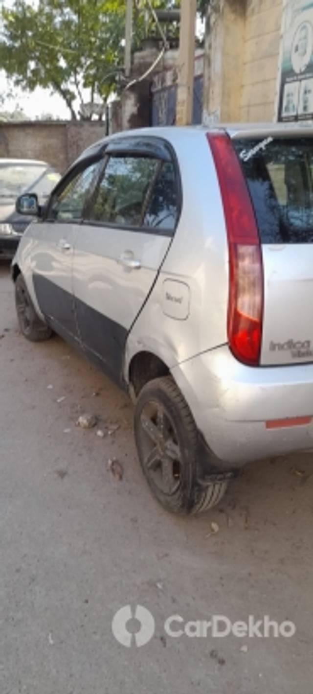 https://stimg2.cardekho.com/images/usedcarimages/large/2-2023/3624791/IMG-20230222-WA0002.jpg?imwidth=6401