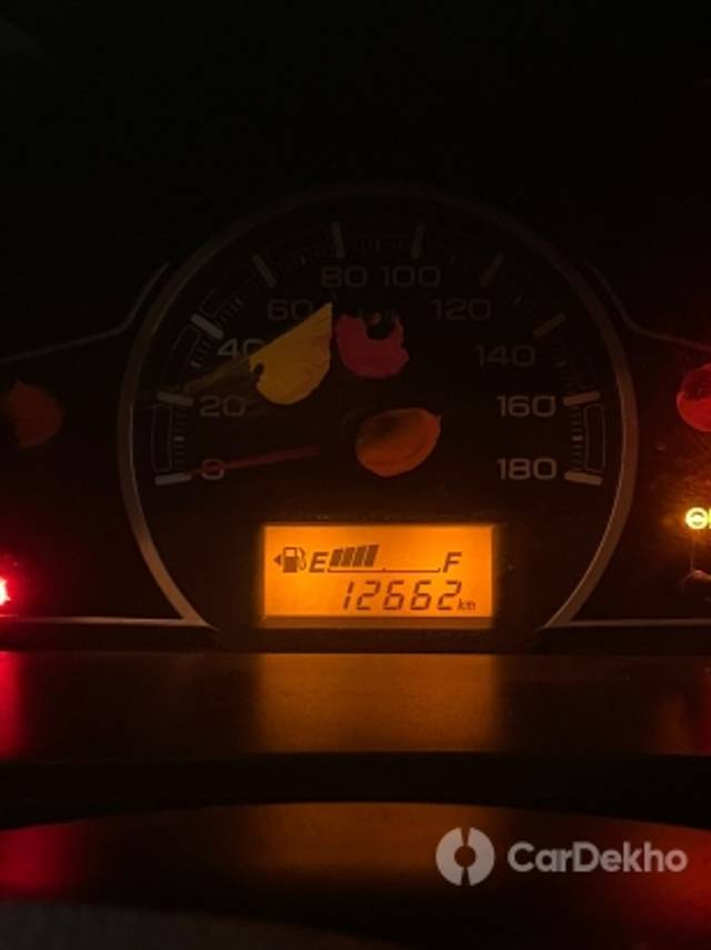 https://stimg2.cardekho.com/images/usedcarimages/large/2-2023/3625112/6C02B69E-0D18-4DE7-B63B-0776F808455E.jpg?imwidth=6402
