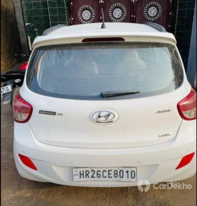 https://stimg2.cardekho.com/images/usedcarimages/large/2-2023/3625559/IMG_20230223_072404.jpg?imwidth=6402
