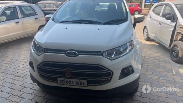 https://stimg2.cardekho.com/images/usedcarimages/large/2-2023/3626192/IMG-20230221-WA0020.jpg?imwidth=6402