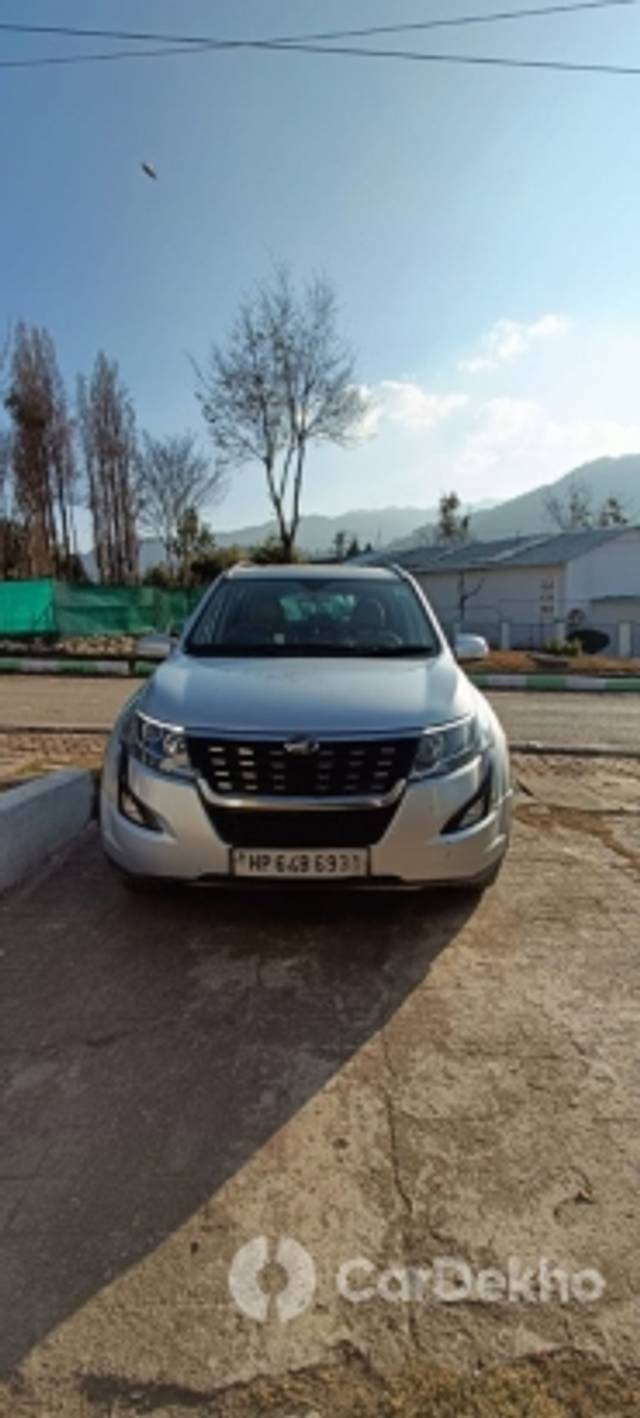 https://stimg2.cardekho.com/images/usedcarimages/large/2-2023/3626760/2623F264-67FC-4218-8B39-501C25BCE36A.jpg?imwidth=6400