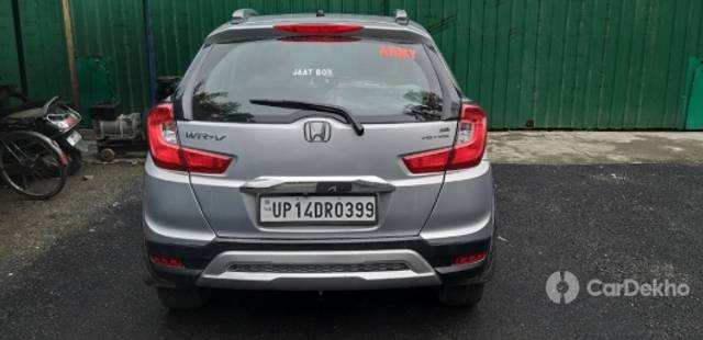 https://stimg2.cardekho.com/images/usedcarimages/large/2-2023/3627962/20220617_115117.jpg?imwidth=6402