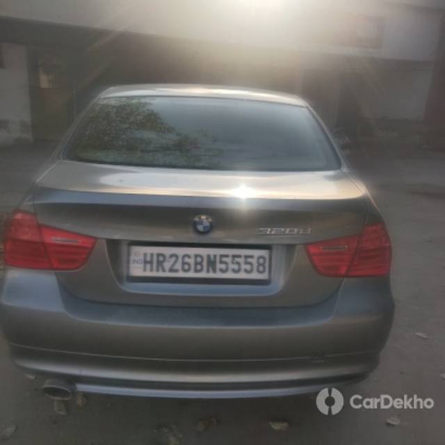 https://stimg2.cardekho.com/images/usedcarimages/large/2-2023/3628223/IMG_20230224_164133.jpg?imwidth=6400