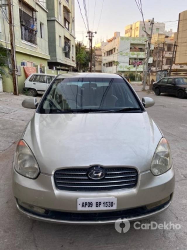 https://stimg2.cardekho.com/images/usedcarimages/large/2-2023/3629276/IMG-20230217-WA0011.jpg?imwidth=6400