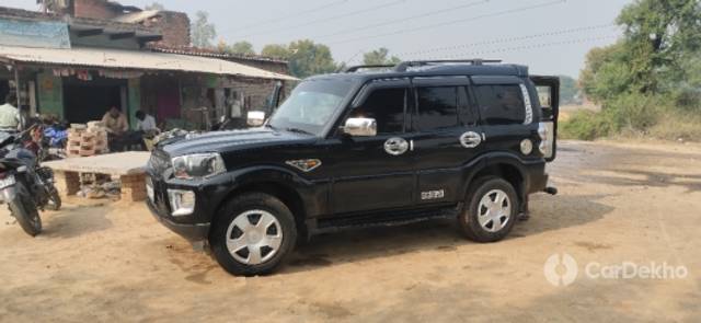 https://stimg2.cardekho.com/images/usedcarimages/large/2-2023/3629293/IMG_20221219_113739.jpg?imwidth=6401