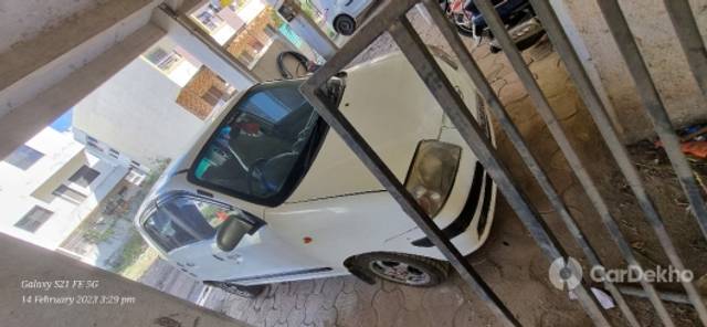 https://stimg2.cardekho.com/images/usedcarimages/large/2-2023/3629577/20230214_152942.jpg?imwidth=6400