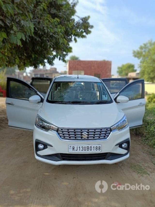 https://stimg2.cardekho.com/images/usedcarimages/large/2-2023/3629855/IMG20210901082202.jpg?imwidth=6400