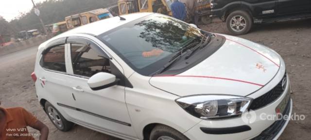 https://stimg2.cardekho.com/images/usedcarimages/large/2-2023/3630402/IMG_20230205_174722.jpg?imwidth=6402