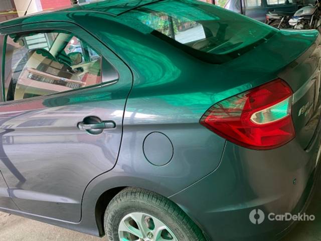 https://stimg2.cardekho.com/images/usedcarimages/large/2-2023/3630761/IMG_2239.jpg?imwidth=6400