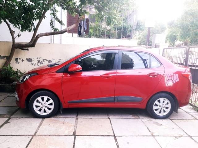 https://stimg2.cardekho.com/images/usedcarimages/large/2-2023/3631445/IMG-20230225-WA0002.jpg?imwidth=6400