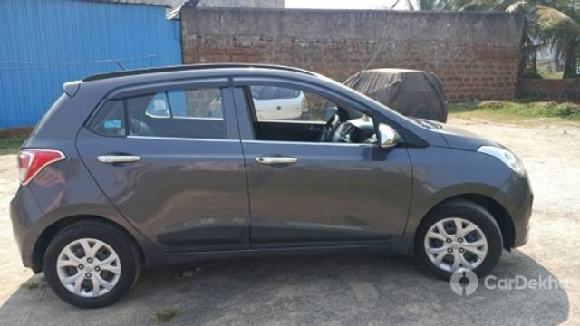 https://stimg2.cardekho.com/images/usedcarimages/large/2-2023/3631577/IMG-20230227-WA0013.jpg?imwidth=6402