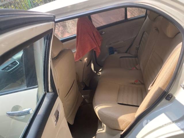 https://stimg2.cardekho.com/images/usedcarimages/large/2-2023/3631796/351E7FFE-86D1-4D8C-9E9B-8A5928234C21.jpg?imwidth=6401