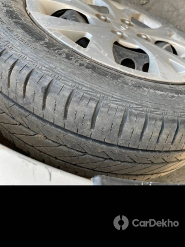 https://stimg2.cardekho.com/images/usedcarimages/large/2-2023/3632148/image.jpg?imwidth=6400