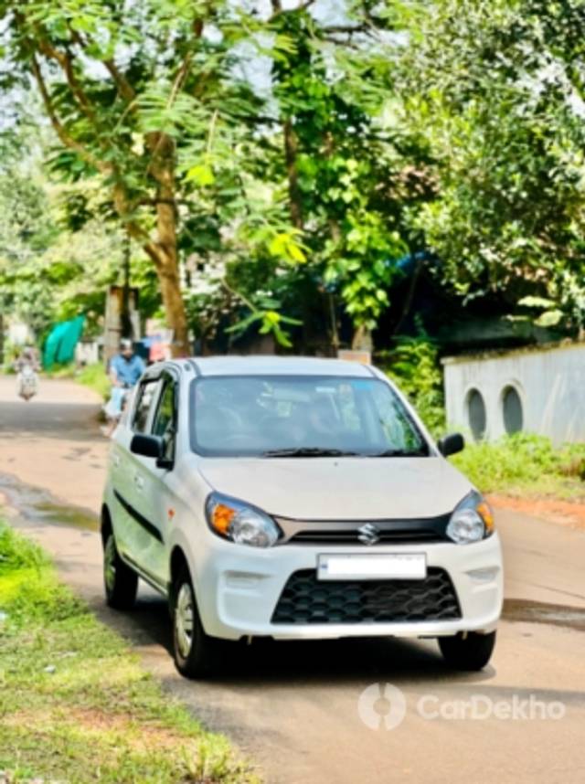 https://stimg2.cardekho.com/images/usedcarimages/large/2-2023/3632161/64580718-BB54-4595-9E3D-9D451F1090AF.jpg?imwidth=6402