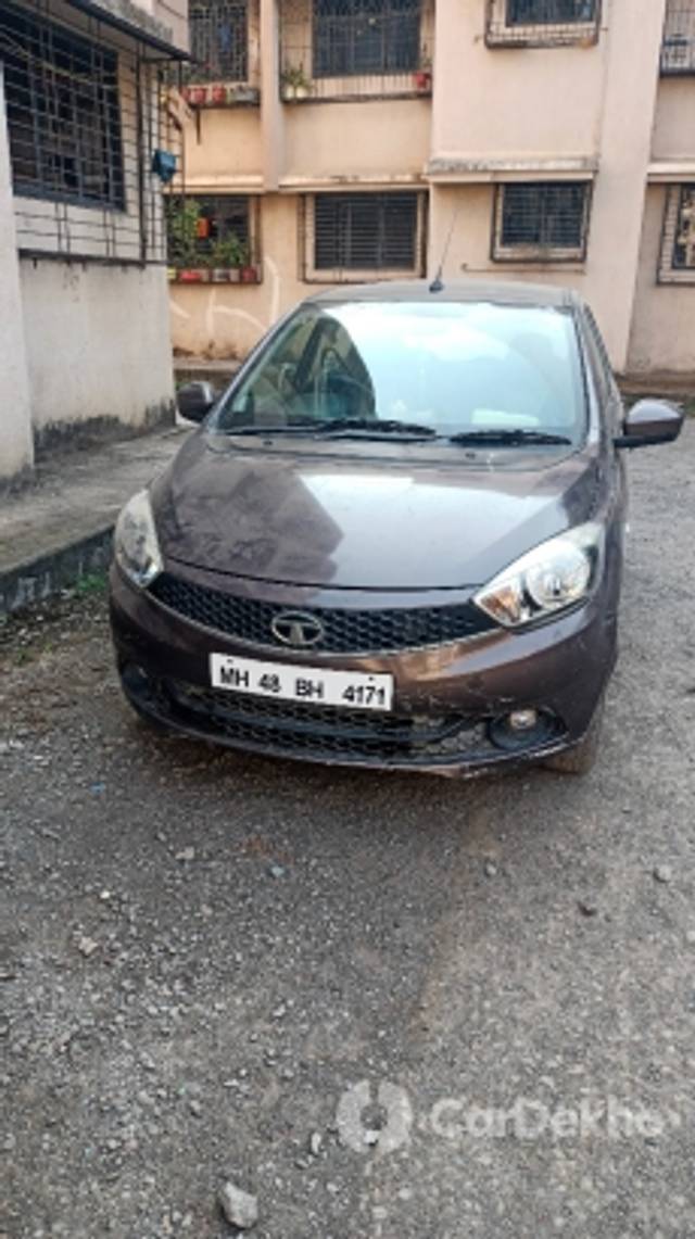 https://stimg2.cardekho.com/images/usedcarimages/large/2-2023/3633092/IMG-20221223-WA0002.jpg?imwidth=6401