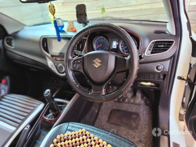 https://stimg2.cardekho.com/images/usedcarimages/large/2-2023/3633163/IMG20230228110836.jpg?imwidth=6402