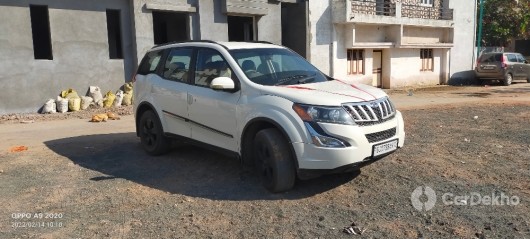 Mahindra XUV500 W8 2WD Mahindra XUV500 W8 2WD