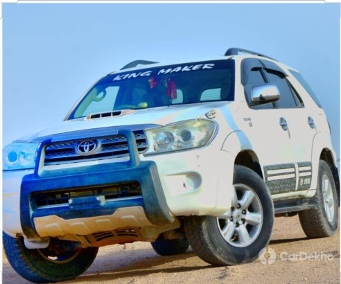 Toyota Fortuner 3.0 Diesel Toyota Fortuner 3.0 Diesel