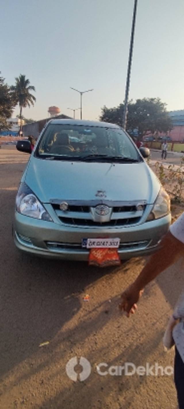 https://stimg2.cardekho.com/images/usedcarimages/large/3-2023/3634033/IMG_20230214_071647.jpg?imwidth=6401