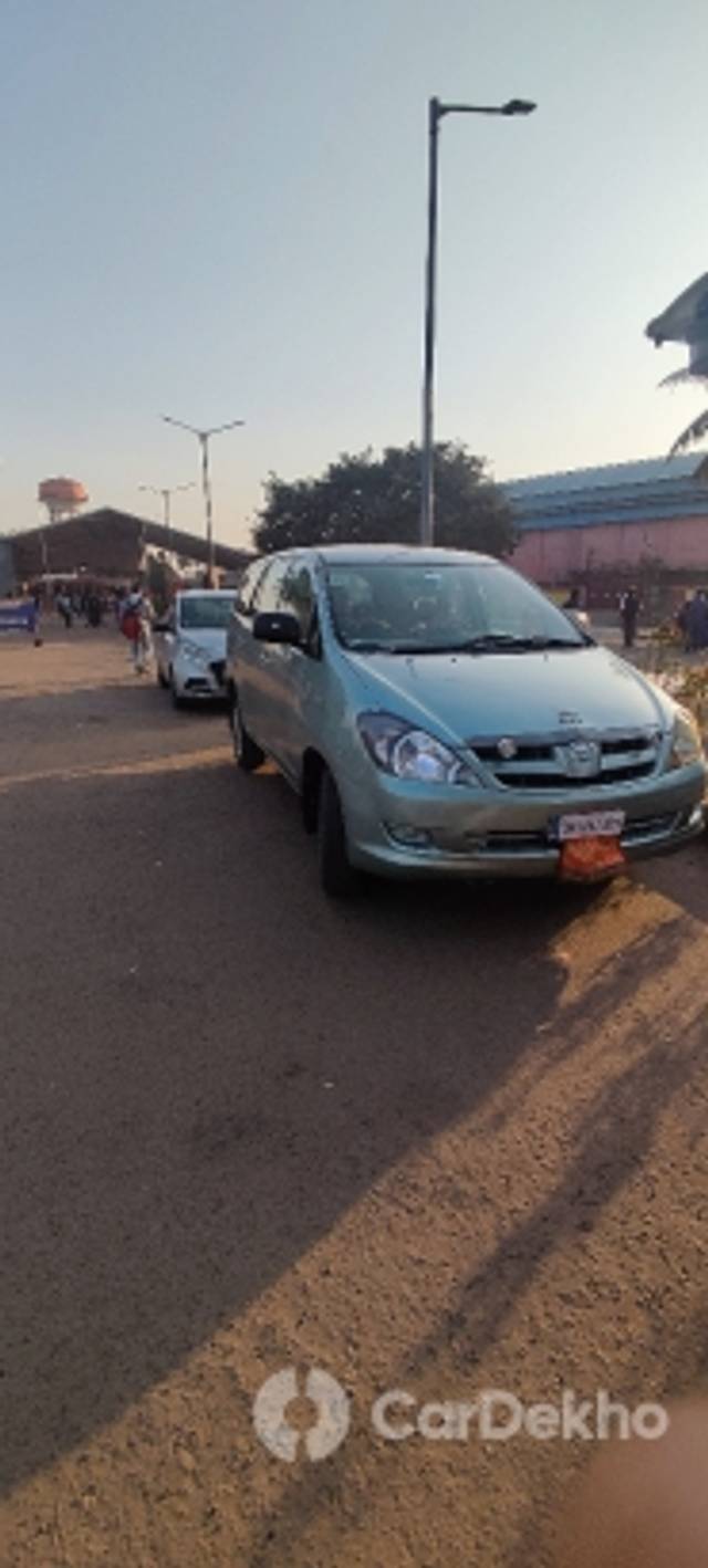 https://stimg2.cardekho.com/images/usedcarimages/large/3-2023/3634033/IMG_20230214_071722.jpg?imwidth=6400