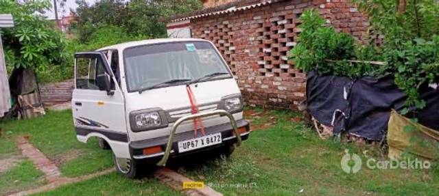 https://stimg2.cardekho.com/images/usedcarimages/large/3-2023/3634080/IMG202209011716153.jpg?imwidth=6402
