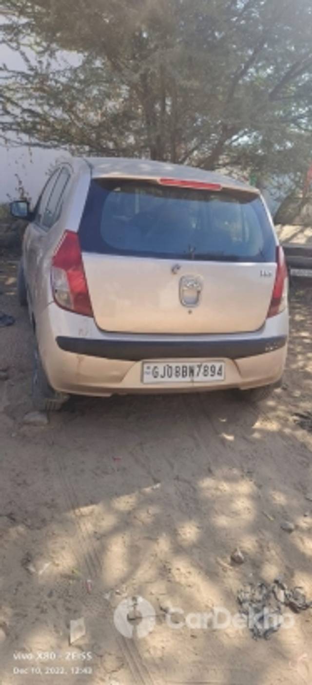 https://stimg2.cardekho.com/images/usedcarimages/large/3-2023/3634451/IMG-20221231-WA0009.jpg?imwidth=6402