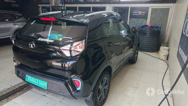 https://stimg2.cardekho.com/images/usedcarimages/large/3-2023/3634727/IMG-20230215-WA0009.jpg?imwidth=6402