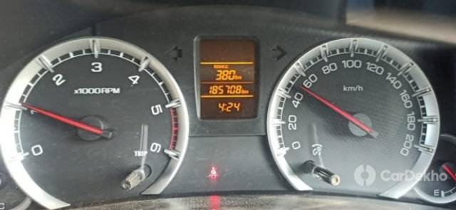 https://stimg2.cardekho.com/images/usedcarimages/large/3-2023/3635035/IMG-20230302-WA0002.jpg?imwidth=6402