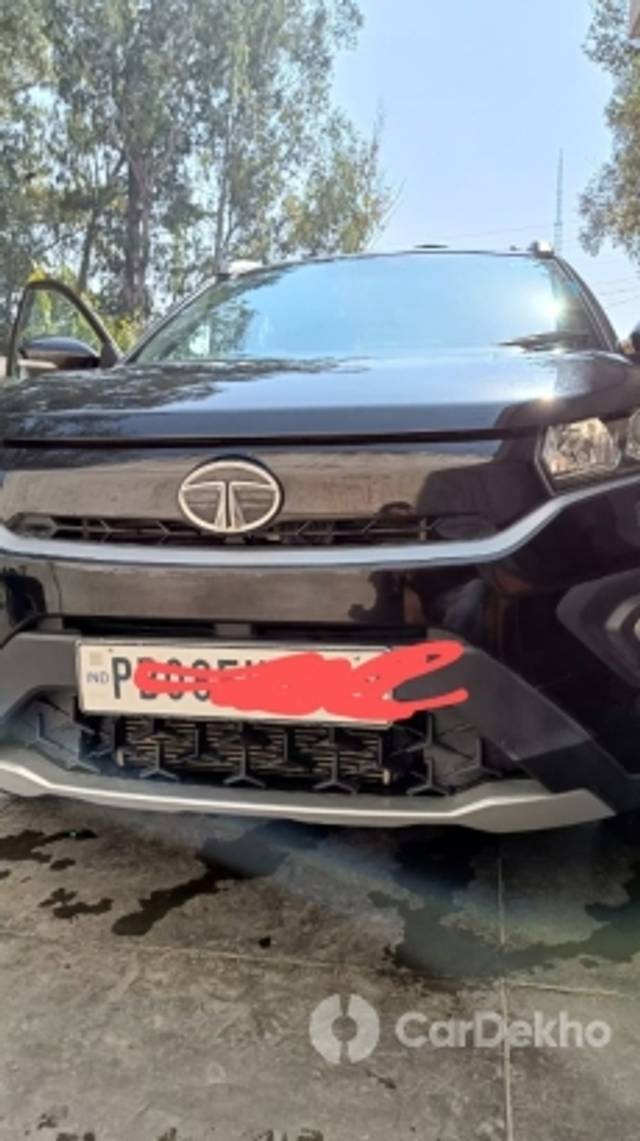 https://stimg2.cardekho.com/images/usedcarimages/large/3-2023/3635786/WhatsAppImage2023-03-02at16.42.09(1).jpg?imwidth=6401