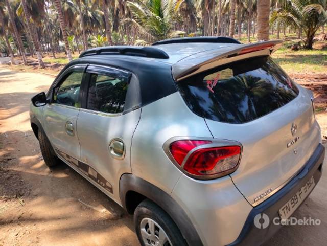 https://stimg2.cardekho.com/images/usedcarimages/large/3-2023/3635958/IMG20230302131119.jpg?imwidth=6402
