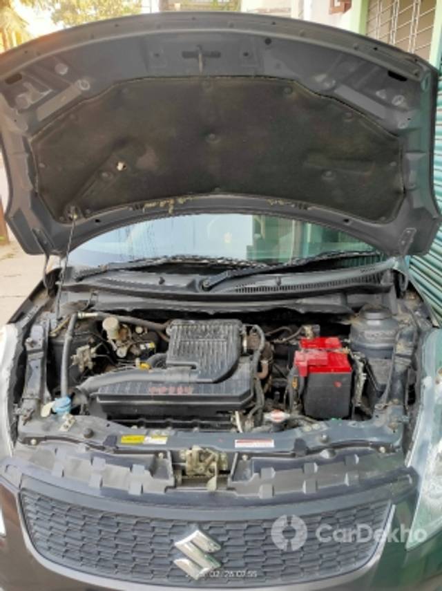 https://stimg2.cardekho.com/images/usedcarimages/large/3-2023/3636352/IMG20230226075531.jpg?imwidth=6402