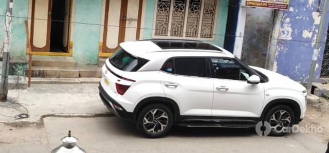 https://stimg2.cardekho.com/images/usedcarimages/large/3-2023/3636550/IMG-20230303-WA0003.jpg?imwidth=6401