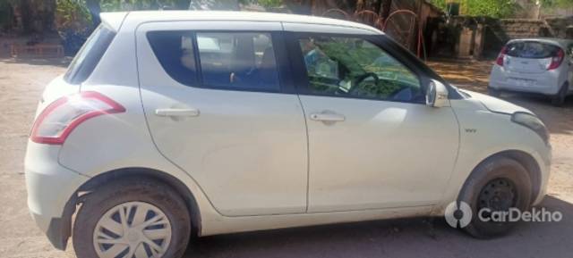 https://stimg2.cardekho.com/images/usedcarimages/large/3-2023/3637516/IMG-20220329-WA0020.jpg?imwidth=6401