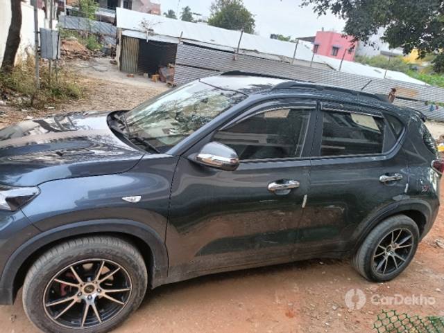 https://stimg2.cardekho.com/images/usedcarimages/large/3-2023/3638076/IMG20230206171427.jpg?imwidth=6402