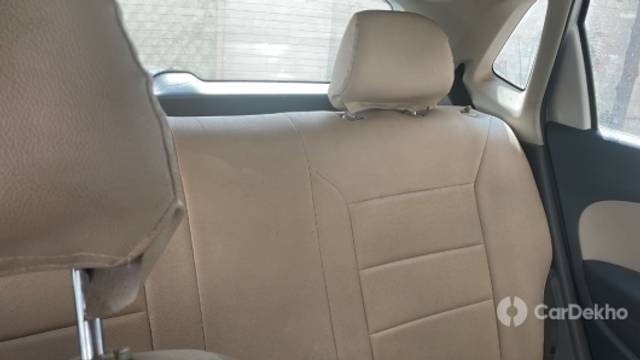 https://stimg2.cardekho.com/images/usedcarimages/large/3-2023/3638554/040A2749-4C65-40F1-8ADF-FB45151E826B.jpg?imwidth=6401