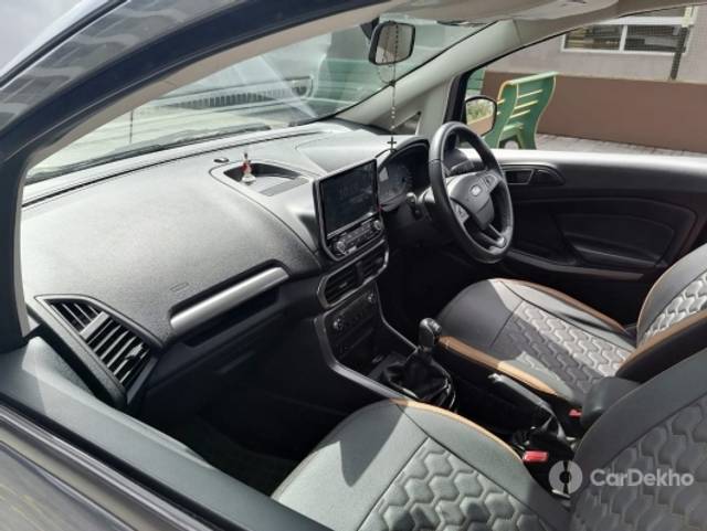 https://stimg2.cardekho.com/images/usedcarimages/large/3-2023/3638688/IMG-20230302-WA0013.jpg?imwidth=6402