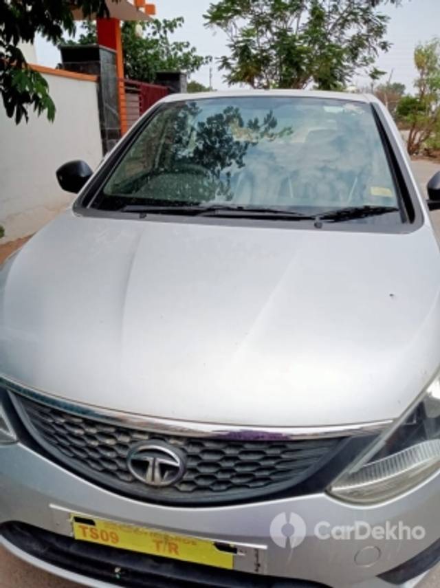 https://stimg2.cardekho.com/images/usedcarimages/large/3-2023/3639081/E63A49D5-7205-45DB-A3A8-870A1BD80072.jpg?imwidth=6400