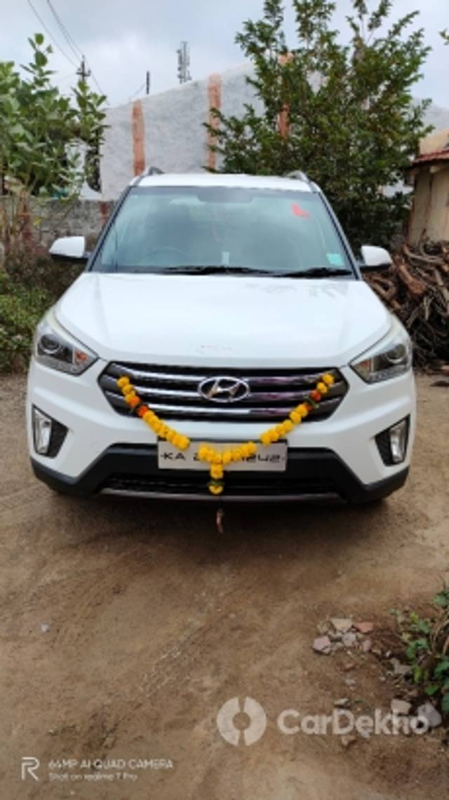 https://stimg2.cardekho.com/images/usedcarimages/large/3-2023/3639134/IMG20201116090556.jpg?imwidth=6401