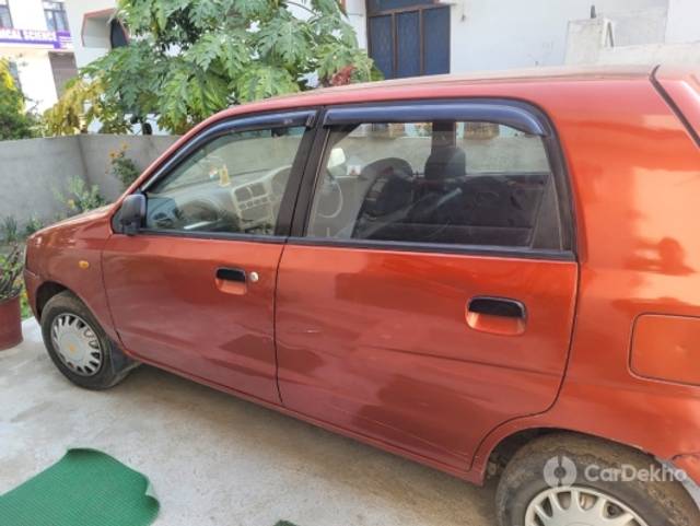 https://stimg2.cardekho.com/images/usedcarimages/large/3-2023/3639354/IMG-20230305-WA0030.jpg?imwidth=6402