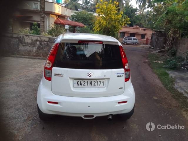 https://stimg2.cardekho.com/images/usedcarimages/large/3-2023/3639676/IMG-20230306-WA0011.jpg?imwidth=6401