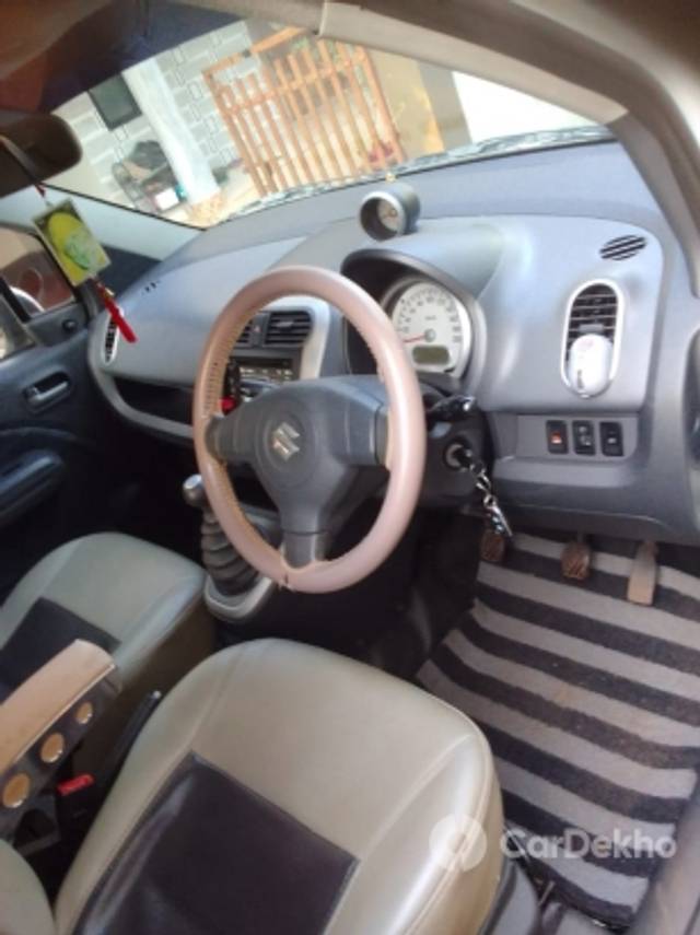 https://stimg2.cardekho.com/images/usedcarimages/large/3-2023/3639676/IMG-20230306-WA0013.jpg?imwidth=6402