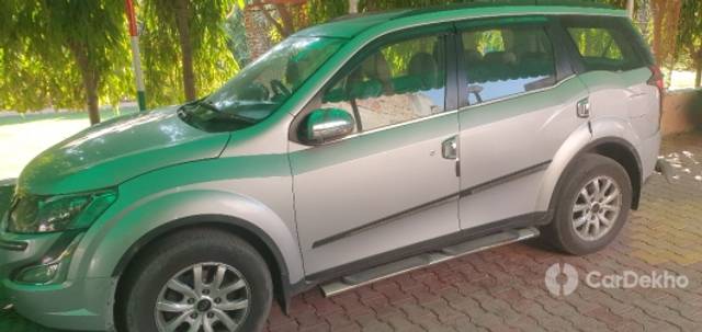 https://stimg2.cardekho.com/images/usedcarimages/large/3-2023/3639697/20230305_151329.jpg?imwidth=6402
