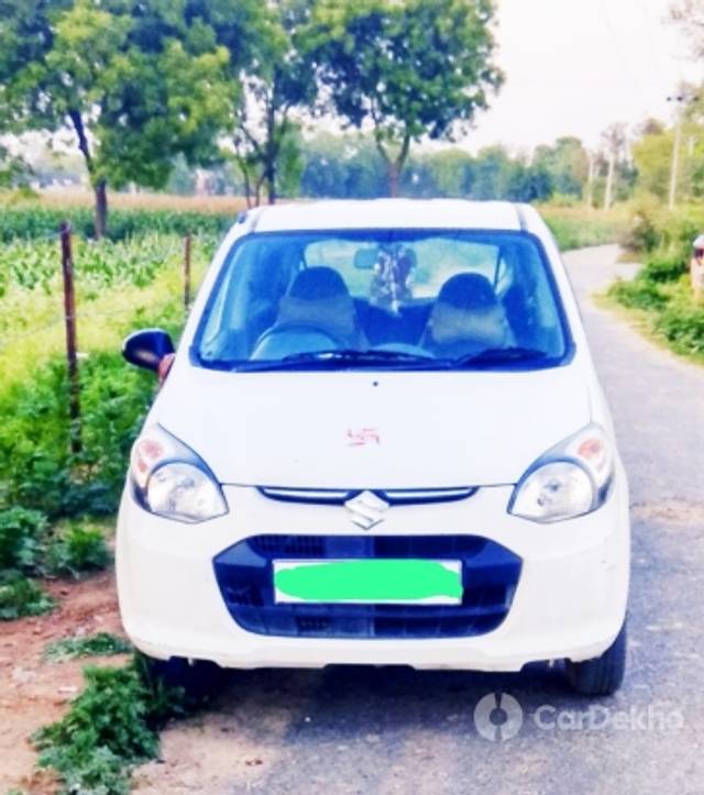 https://stimg2.cardekho.com/images/usedcarimages/large/3-2023/3639874/IMG-20230306-WA0173.jpg?imwidth=6400