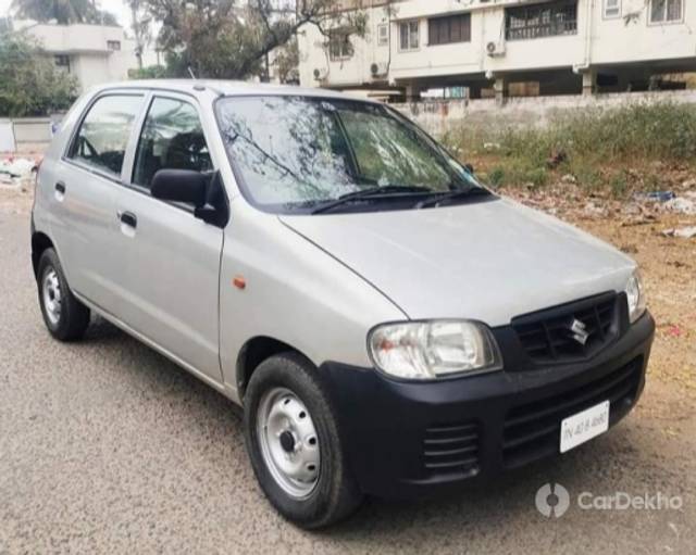 https://stimg2.cardekho.com/images/usedcarimages/large/3-2023/3640455/IMG-20230304-WA0001.jpg?imwidth=6400