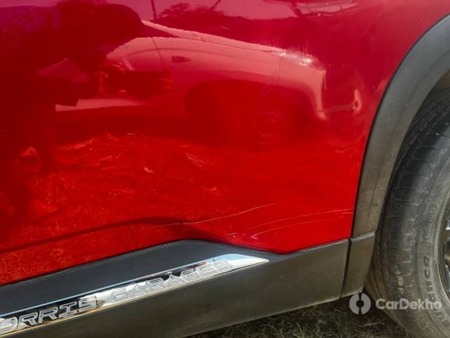 https://stimg2.cardekho.com/images/usedcarimages/large/3-2023/3640653/4273B313-FD9A-4EC2-BEE1-71572BB04608.jpg?imwidth=6401